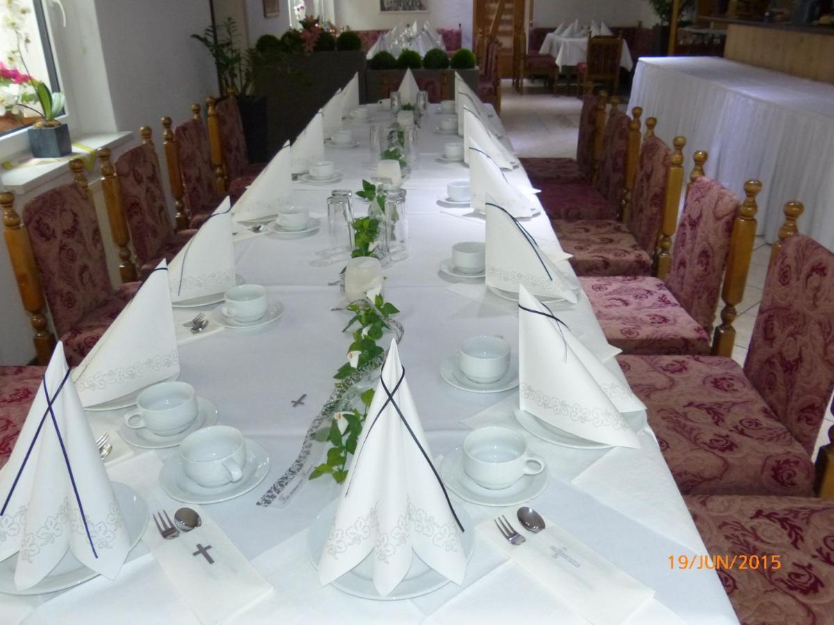 Hotel/Restaurant Balkan Sömmerda Eksteriør billede